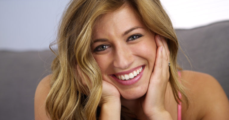 10 Proven Ways to Maintain a Healthy, Beautiful Smile