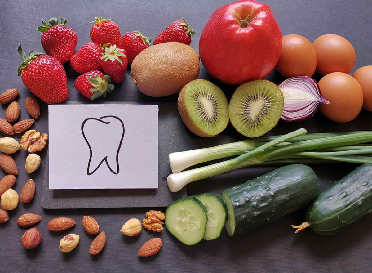 the best foods for maintaining excellent dental health