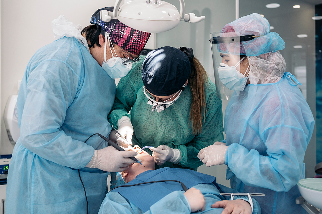 dental surgery in dental clinic in Winnipeg