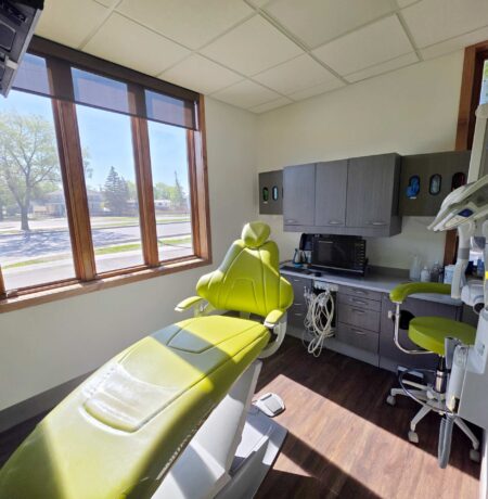 dental chair at Greenwoods dental at Pembina