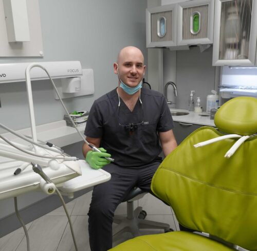 dentist at Greenwoods Dental, Winnipeg
